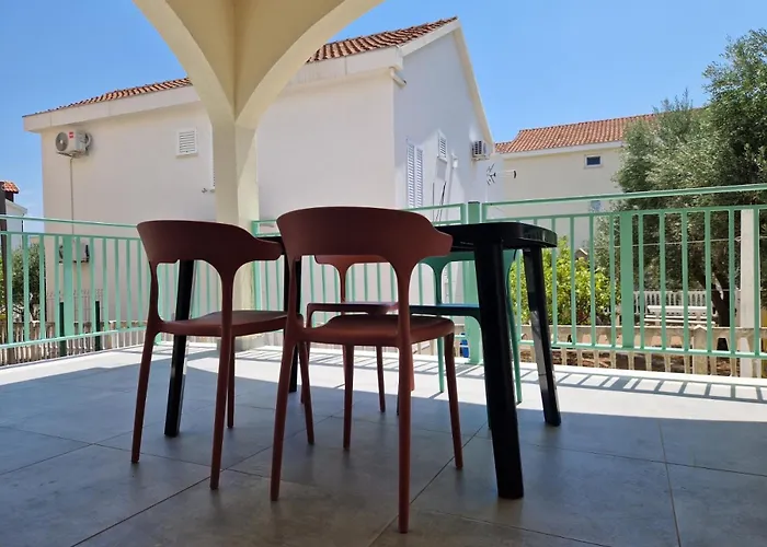 Guest house D Maslina